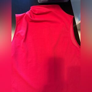 Zara - NWOT Sleeveless high collar top